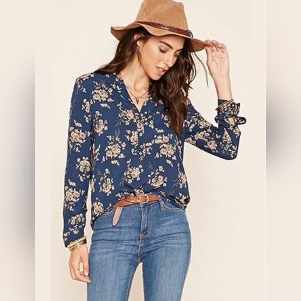 Forever 21 Navy Floral Blouse